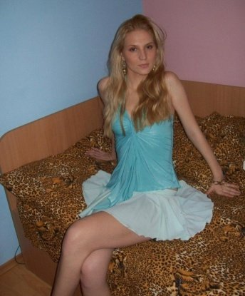 Аринка, 24